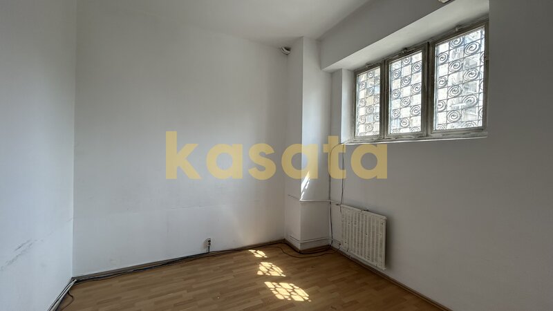 Libertatii, 500 mp, parter si etaj 1,