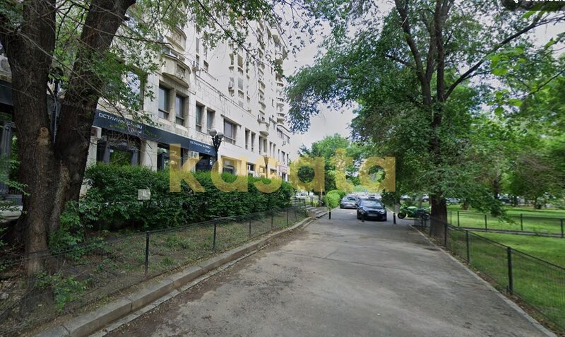 Libertatii, 500 mp, parter si etaj 1,